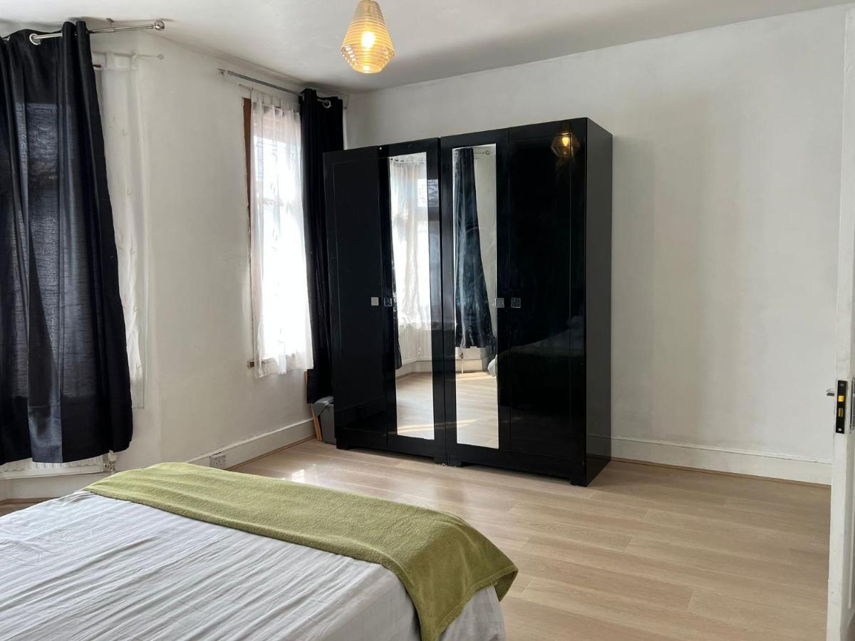 The Leyton Oasis Hotel London Eksteriør billede