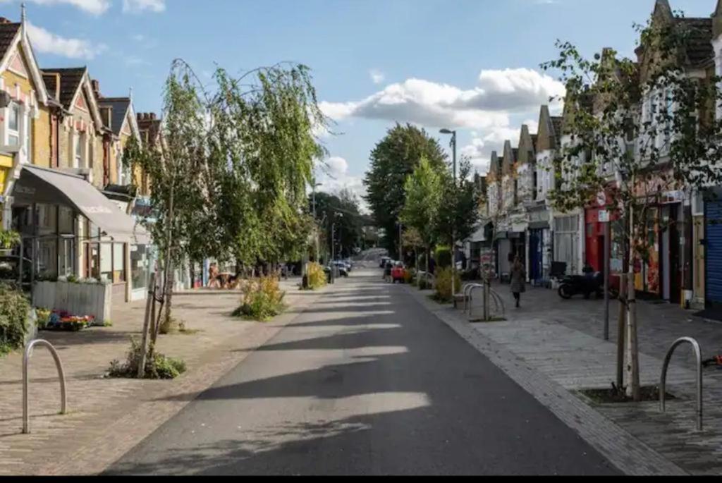 The Leyton Oasis Hotel London Eksteriør billede