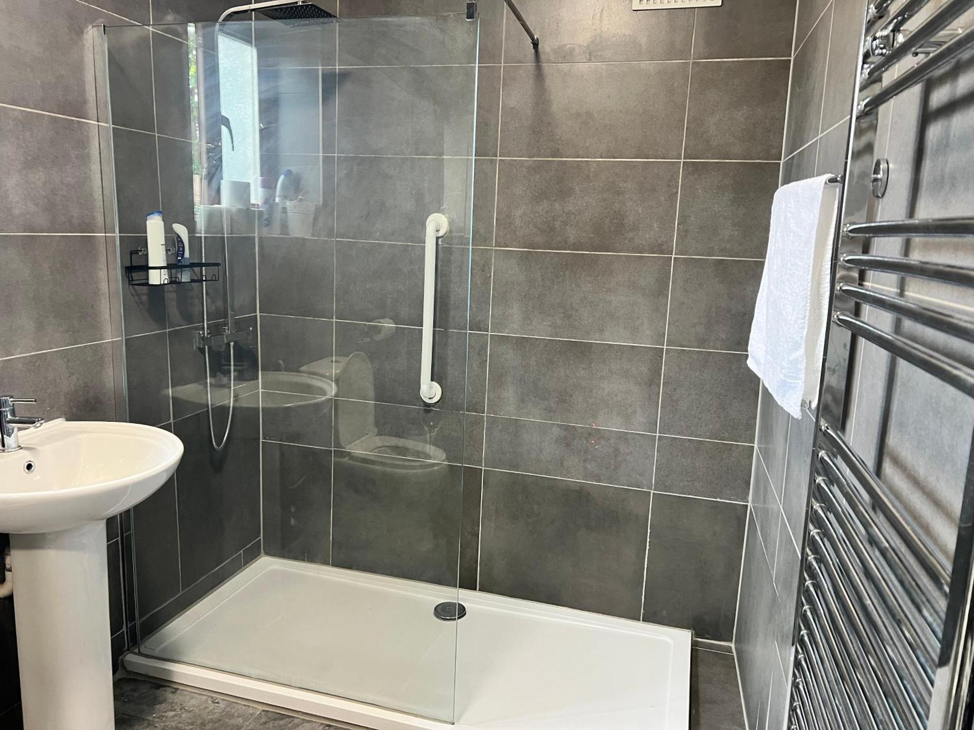 The Leyton Oasis Hotel London Eksteriør billede